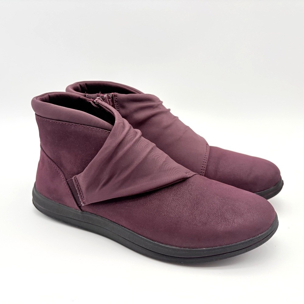 Clarks Breeze Dusk Ankle Boots Womens Size 8M Burgundy Synthetic Side Zip